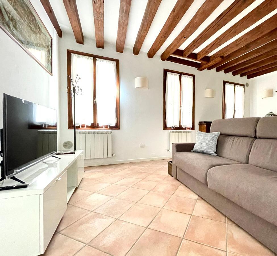 Rossini Apartment Венеція Екстер'єр фото